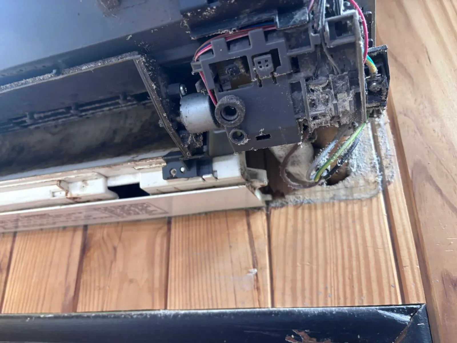 Diagnóstico de una avería en la placa electrónica de un split